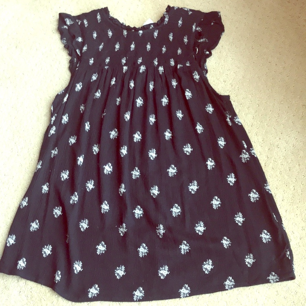 Black sleeveless blouse